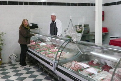 Darryl Bill's Butcher Shop, Peritheia, Thinali